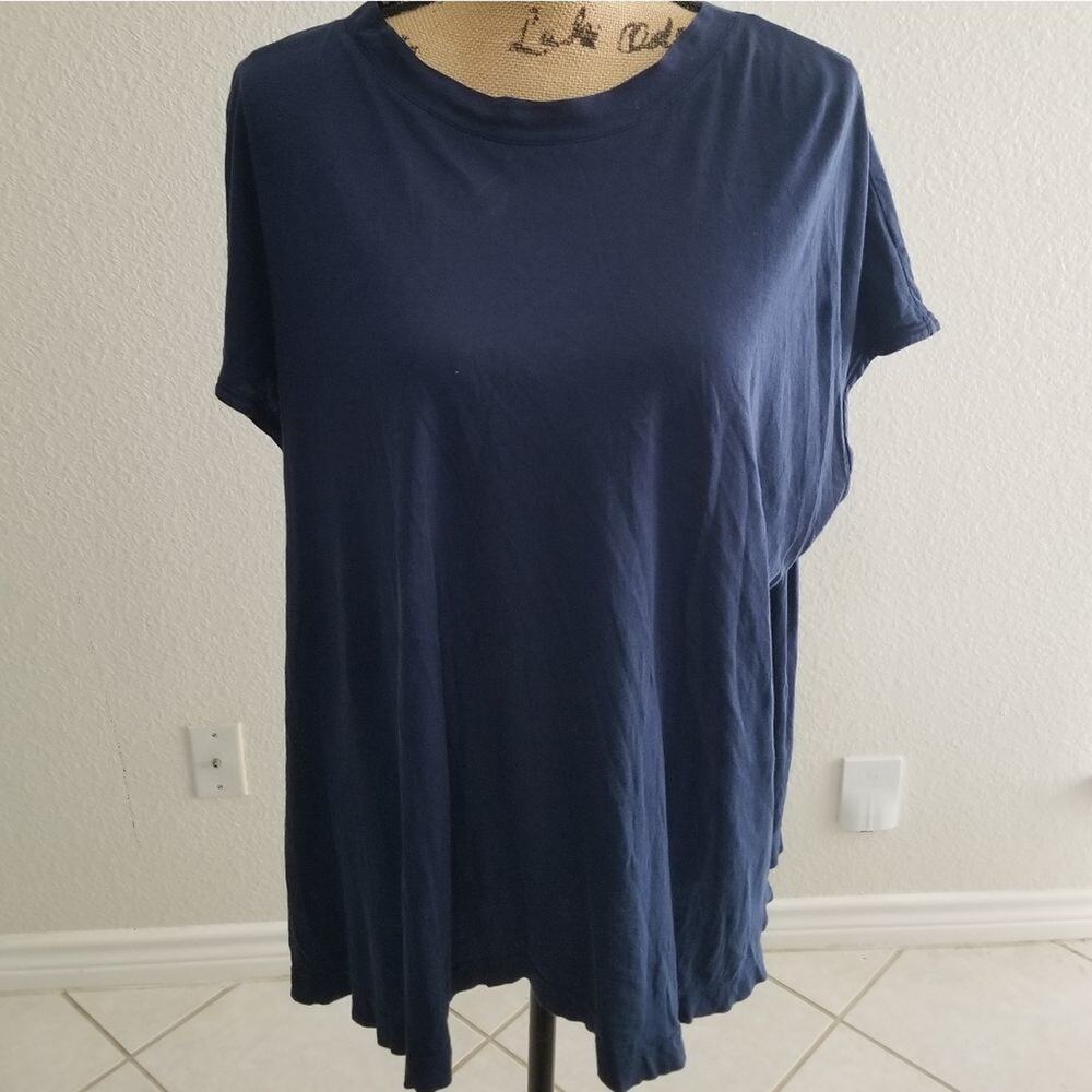 LOU Grey blue‎ tee shirt with open sides and gathered back very good condition